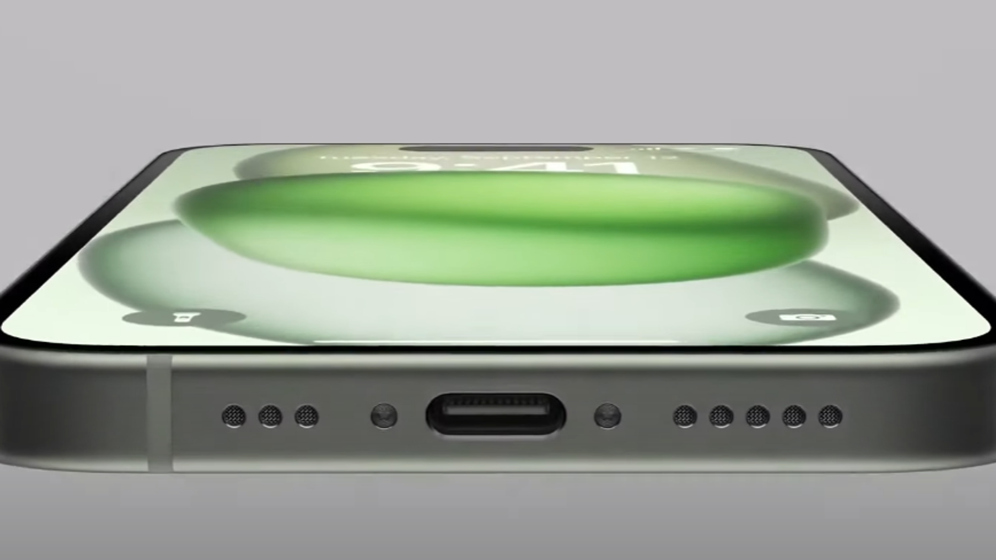 Apple Releases the iPhone 15 with Universal Charging