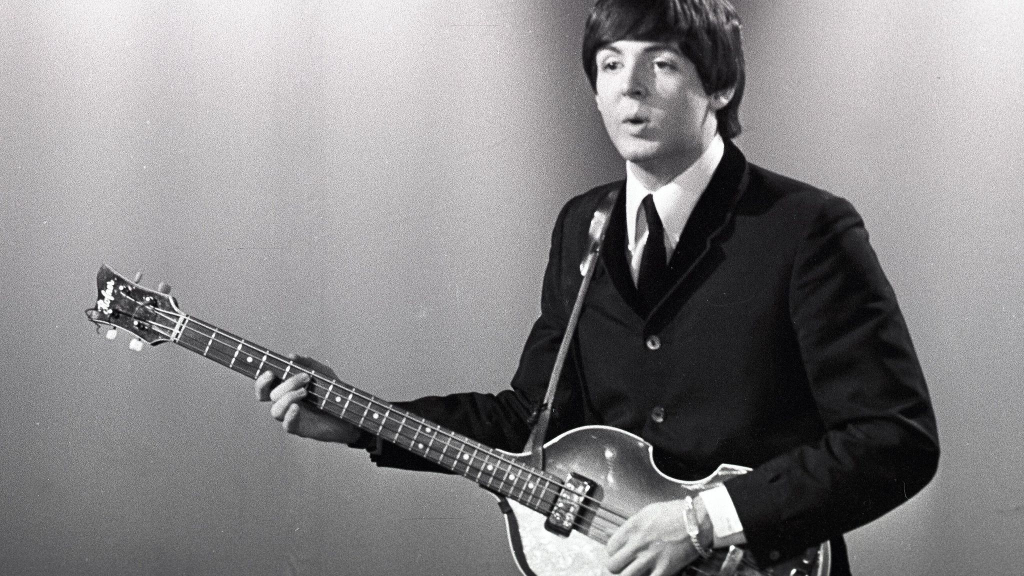 Sir Paul McCartney guitar: Global search for Beatles star's missing '£ ...