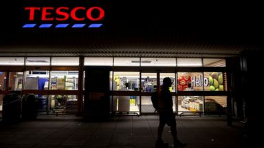 Tesco could face empty shelves over pay dispute, Unite union says, Tesco