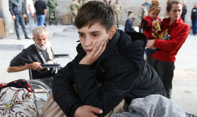 Thousands of ethnic Armenians flee disputed Nagorno-Karabakh territory after... - Vimarsana News