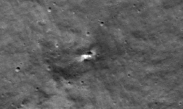 Crashed Russian spacecraft likely cause of new crater on the moon - as NASA releases... - Vimarsana News