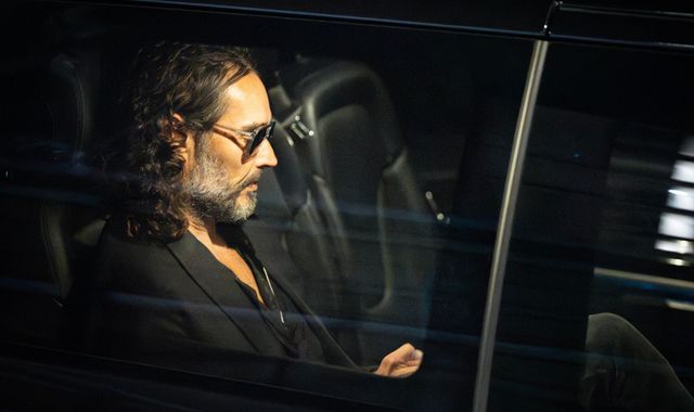 Russell Brand: Elon Musk and Andrew Tate join fans reacting to allegations - as charity cuts ties with comedian - Vimarsana News