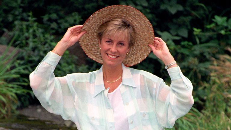 BBC TV presenter Jill Dando at Television Centre. 26/4/99: Jill Dando was shot and killed outside her home in Fulham, South West London. 07/06/01: The Old Bailey jury in the Dando murder trial announced its verdict of guilty.  * ...in the trial of suspect suspect Barry George, 41, unemployed from  south west London. George had denied murdering Miss Dando on April 26 1999. The TV presenter was shot through the head in the doorway of her home in Gowan Avenue, Fulham.