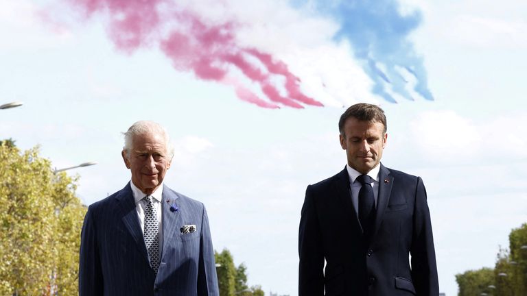 Britain&#39;s King Charles and French President Emmanuel Macron attend a remembrance ceremony at Arc de Triomphe Paris, France, 20 September 2023, on the first day of a state visit to France. YOAN VALAT/Pool via REUTERS