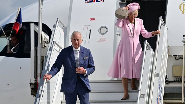 Britain&#39;s King Charles and Britain&#39;s Queen Camilla disembark their aircraft upon arrival at the Orly Airport on September 20, 2023, on the first day of a state visit to France. Britain&#39;s King Charles III and his wife Queen Camilla are on a three-day state visit to France. MIGUEL MEDINA/Pool via REUTERS
