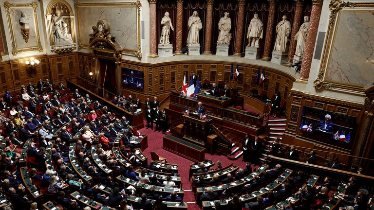 Britain&#39;s King Charles addresses Senators and members of the National Assembly at the French Senate, the first time a member of the British Royal Family has spoken from the Senate Chamber, in Paris, France September 21, 2023. Britain&#39;s King Charles III and his wife Queen Camilla are on a three-day state visit starting on September 20, 2023, to Paris and Bordeaux, six months after rioting and strikes forced the last-minute postponement of his first state visit as king. EMMANUEL DUNAND/Pool via RE