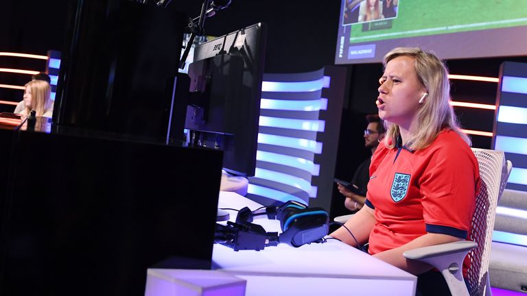 Lisa Manley is one of England&#39;s top e-football players
