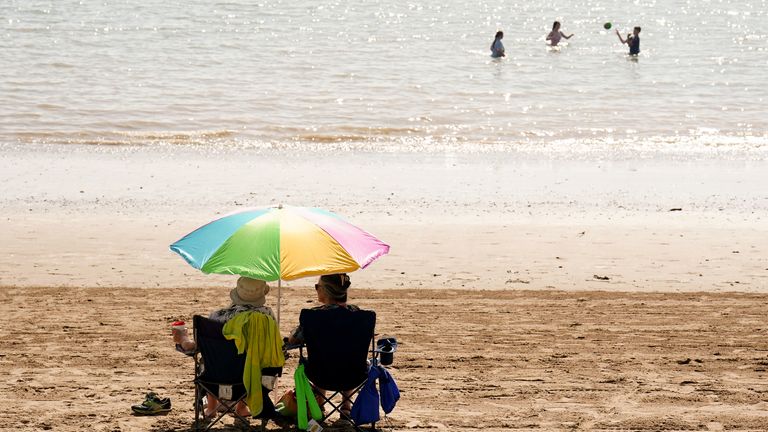 Some parts of the UK are set to be hotter than glamorous holiday destinations this weekend.