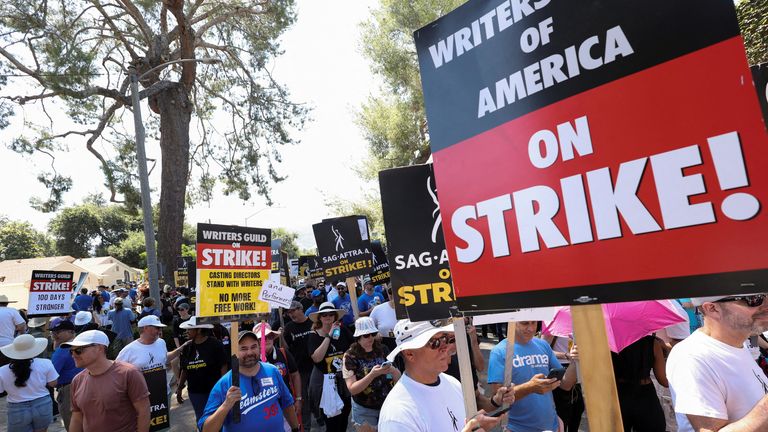 Hollywood writers&#39; strike