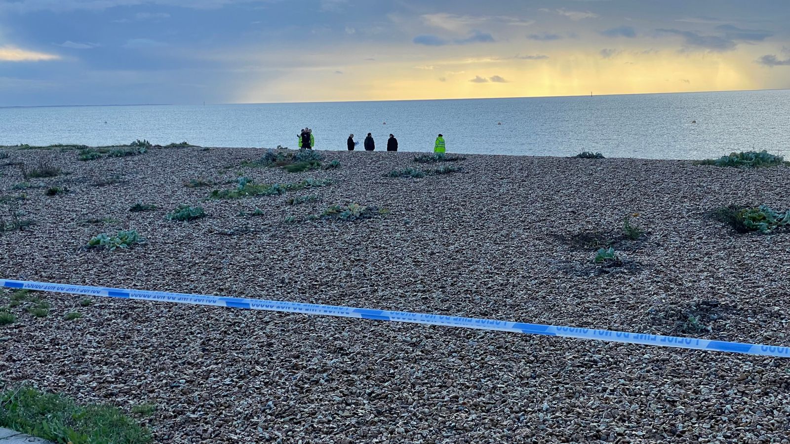 Police close Portsmouth beach after body found on Southsea shoreline