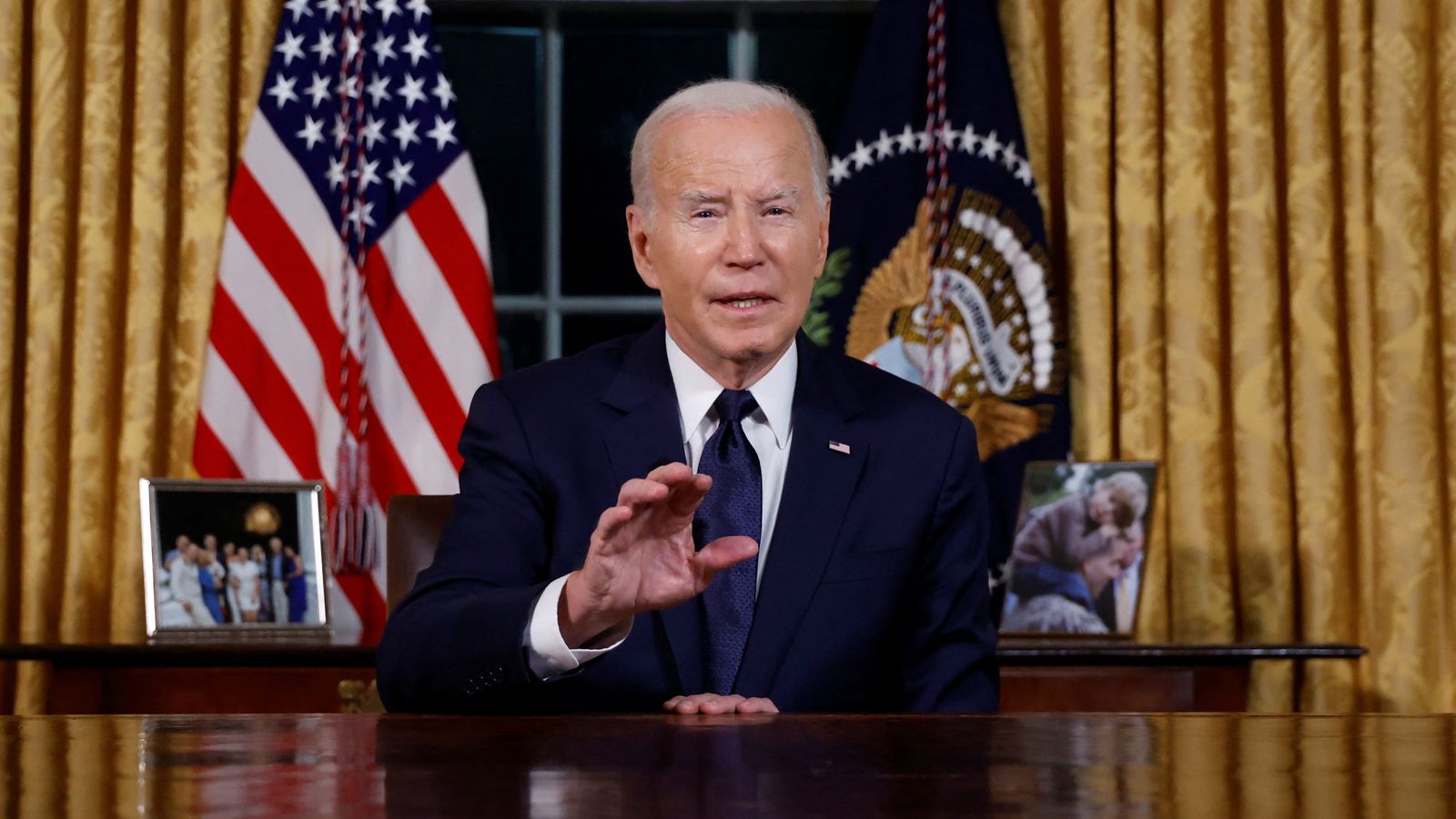 Joe Biden says Putin and Hamas both want to 'annihilate' neighbouring democracies in address from Oval Office