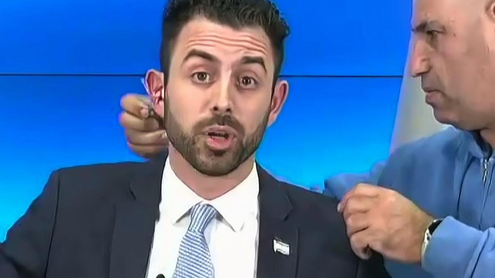 Israeli government spokesperson leaves studio due to rocket siren