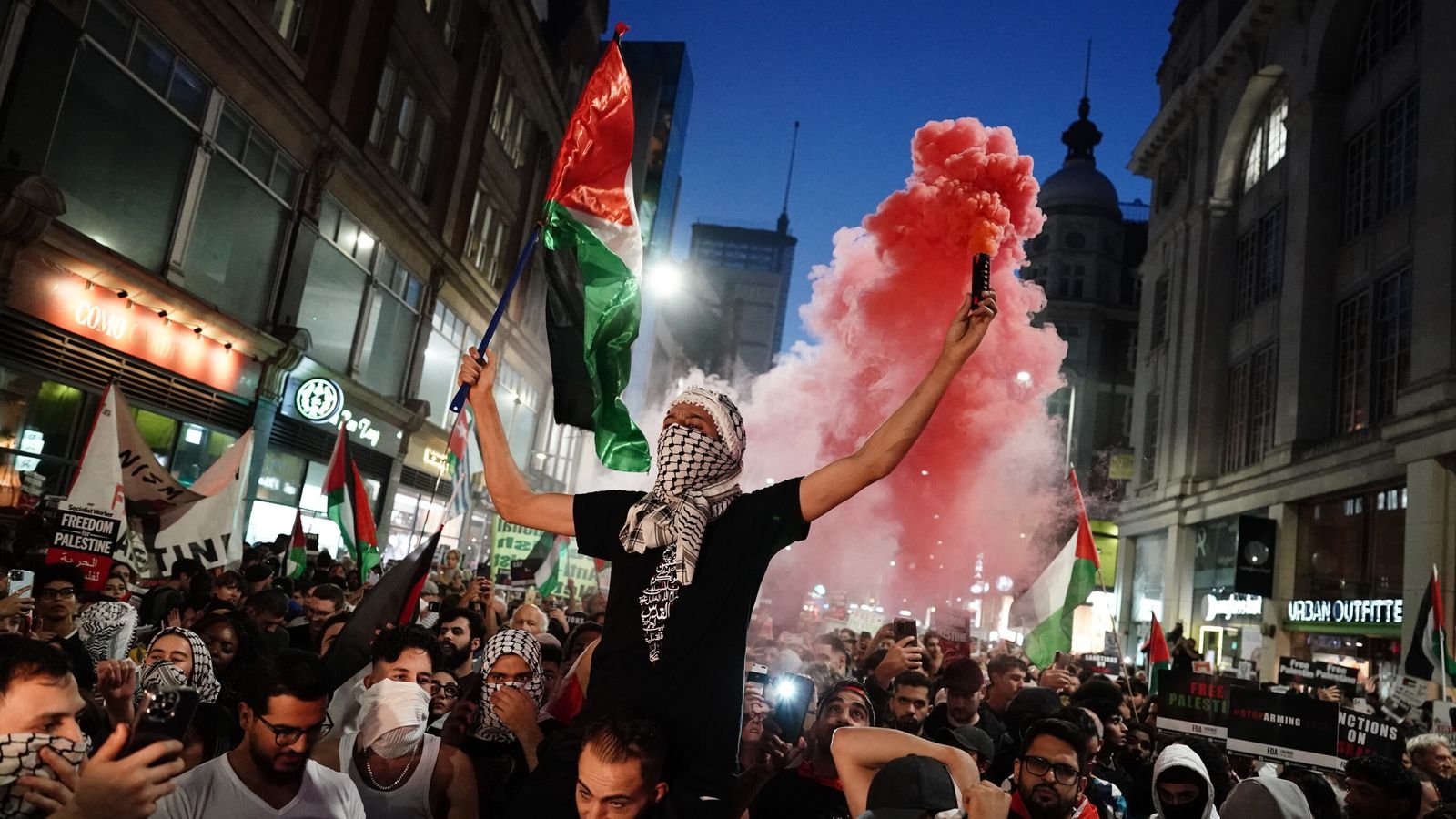 Israel-Hamas war: Pro-Palestinian rallies outside Downing St - as PM ...