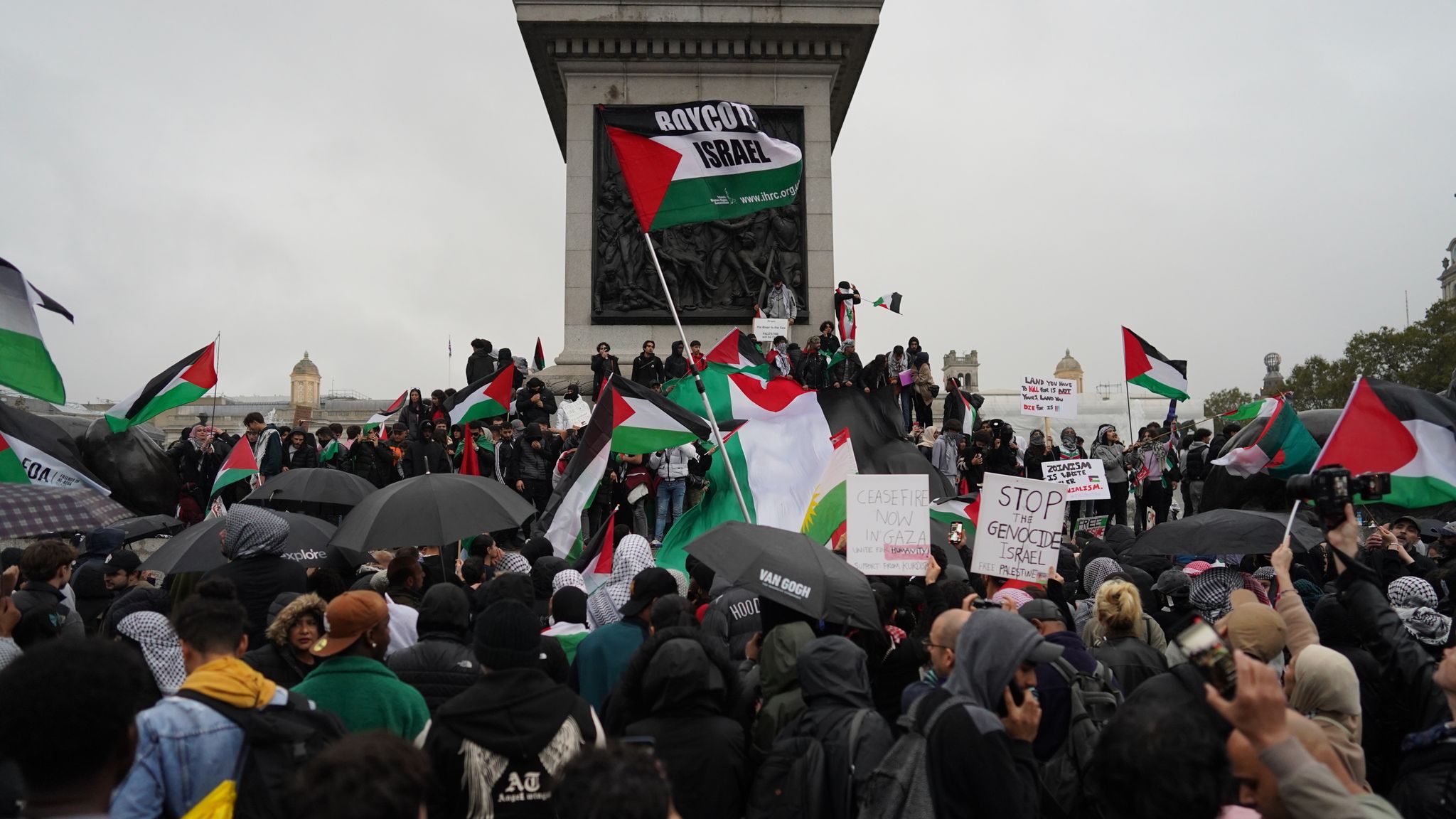 No plans to change law after 'jihad' protest chants, No 10 says as