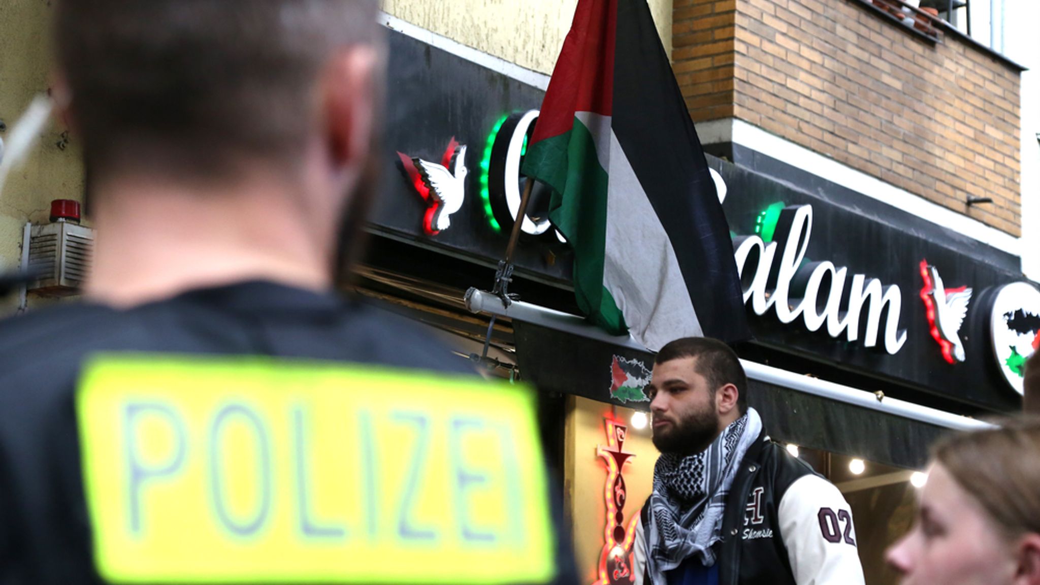 Berlin bans Palestinian keffiyeh in schools