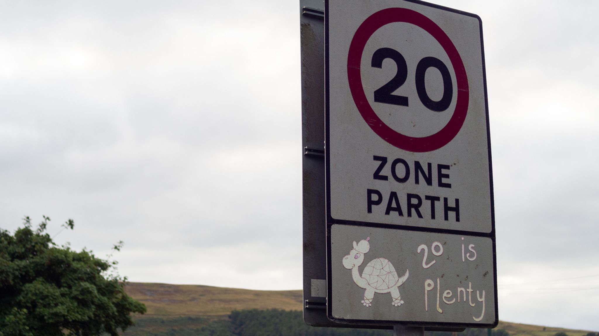 People 'getting used to' 20mph speed limit in Wales | UK News | Sky News