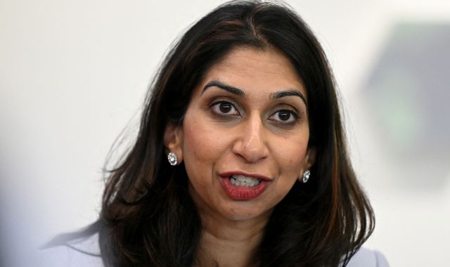 Suella Braverman accuses Met of 'double standards' over pro-Palestinian protests - Vimarsana News