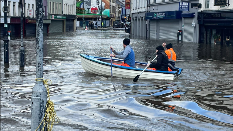 UK weather: Amber warning issued for parts of England as 'nasty' Storm Ciaran approaches - Vimarsana News