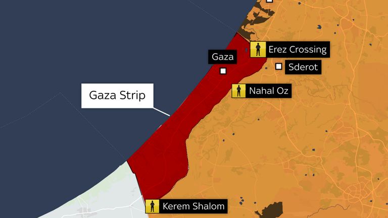 A map showing the checkpoints and the city of Sderot that have come under attack from Hamas fighters.