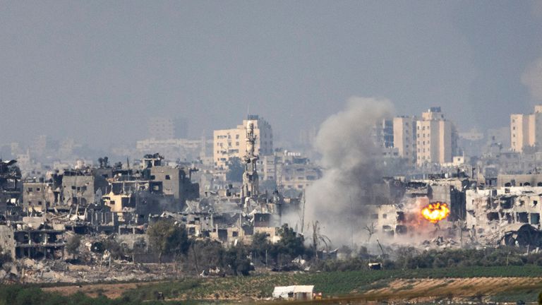 28 October 2023, Israel, Sderot: An overview of Gaza showing destroyed buildings during Israeli bombardment, amid ongoing conflict between Israel and the Palestinian group Hamas. Photo by: Ilia Yefimovich/picture-alliance/dpa/AP Images


