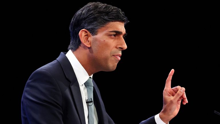 British Prime Minister Rishi Sunak speaks on stage at Britain&#39;s Conservative Party&#39;s annual conference in Manchester, Britain, October 4, 2023. REUTERS/Toby Melville