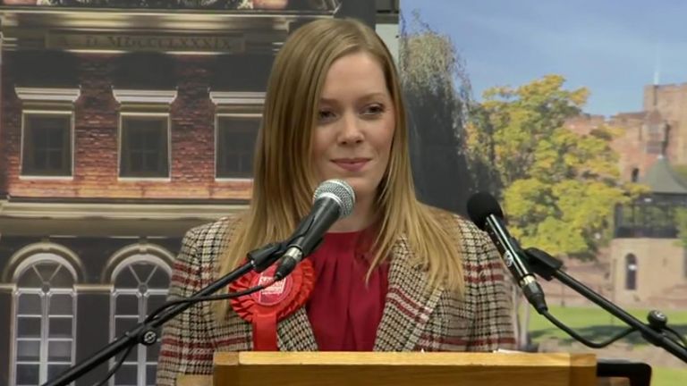 Sarah Edwards wins the Tamworth by-election for Labour