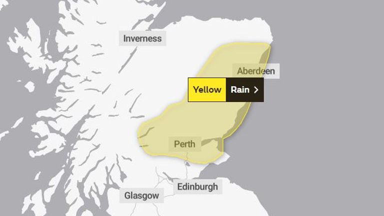 Weather warnings for Scotland last until midnight on Monday