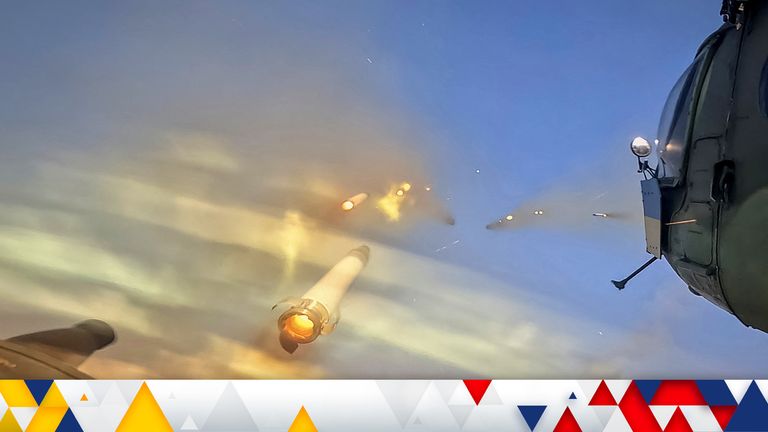 A Ukrainian military Mi-8 helicopter fires unguided missiles towards Russian troops, amid Russia&#39;s attack on Ukraine, in an undisclosed location in Eastern Ukraine, September 29, 2023, in a screen grab taken from video. REUTERS/Anna Voitenko     TPX IMAGES OF THE DAY     
