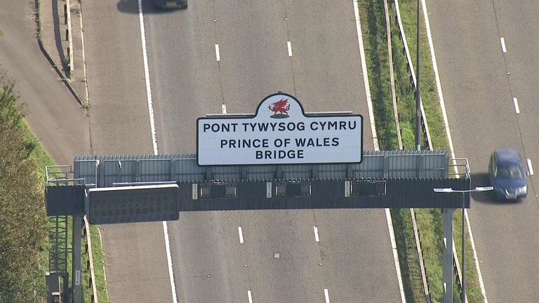 More better-paid jobs are needed in Wales to encourage younger people to stay in the country. That&#39;s according to some in their twenties who have decided to move to other parts of the UK for work.
