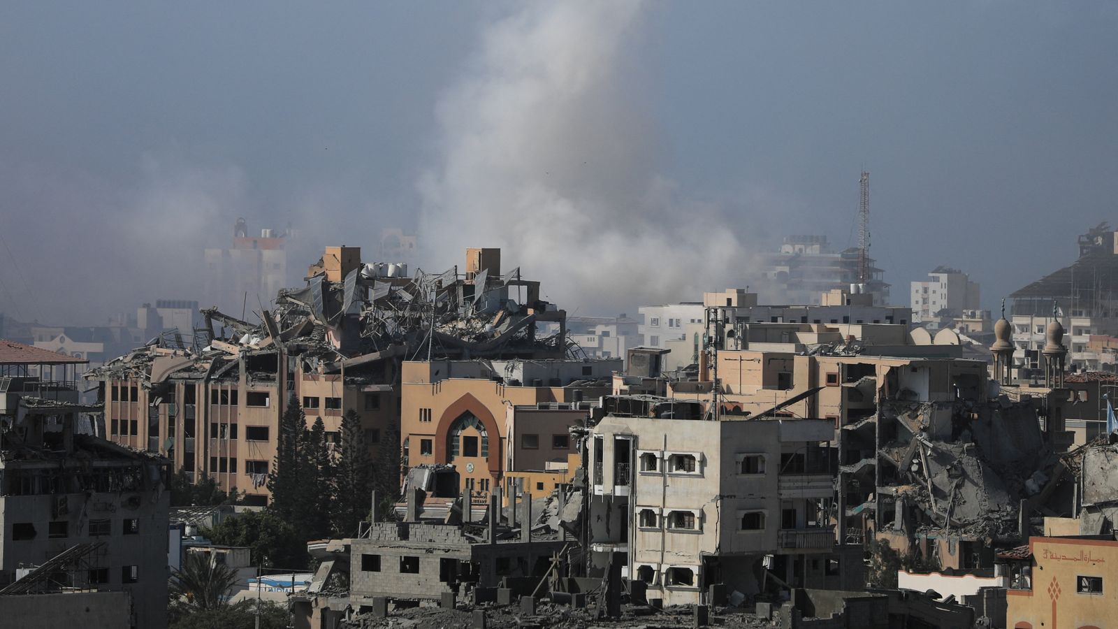 Gaza: Israel will begin four-hour daily fighting pauses, US says ...