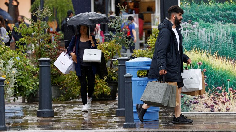 Hammerson In Talks To Sell Stake In Bicester Village-owner 