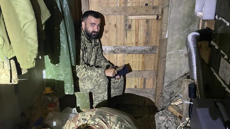 Ukraine&#39;s Igor Kovalenko, ranked 65. in the world, playing an online event from his tablet in a trench at the frontline.