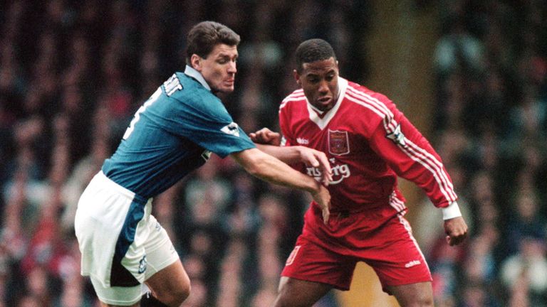 John Barnes challenges Everton&#39;s Paul Rideout in 1995