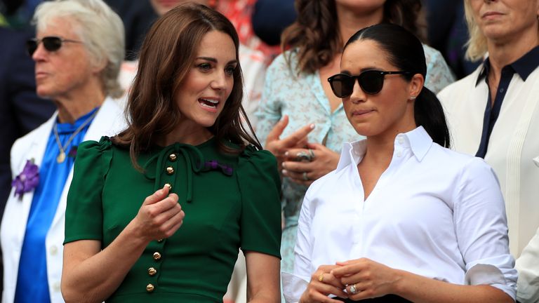Kate &#39;ignored Meghan&#39;s cries for help&#39;