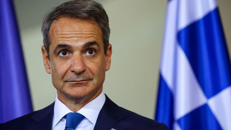 Greek Prime Minister Kyriakos Mitsotakis attends a press conference with German Chancellor Olaf Scholz at the Chancellery in Berlin, Germany, November 14, 2023. REUTERS/Fabrizio Bensch

