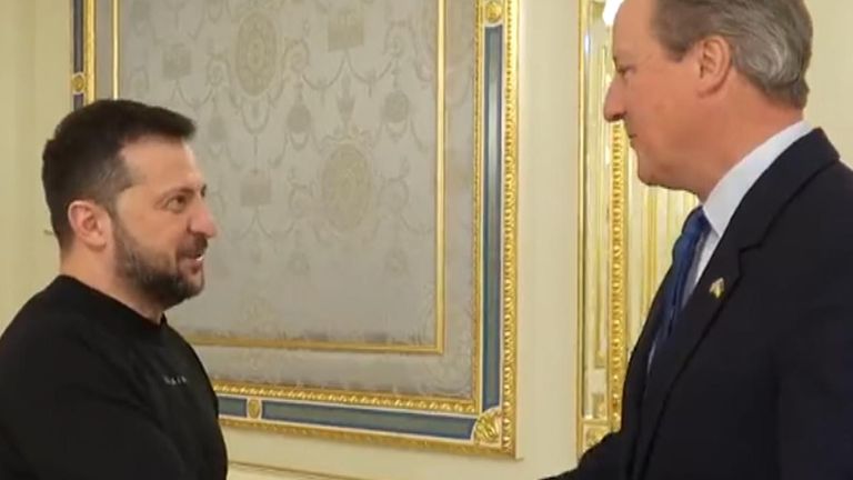 Lord Cameron meets Volodymyr Zelenskyy in Kyiv