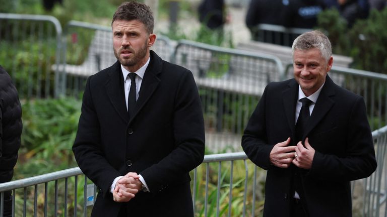  Former Manchester United manager and player Ole Gunnar Solskjaer and former player and current Middlebrough manager Michael Carrick