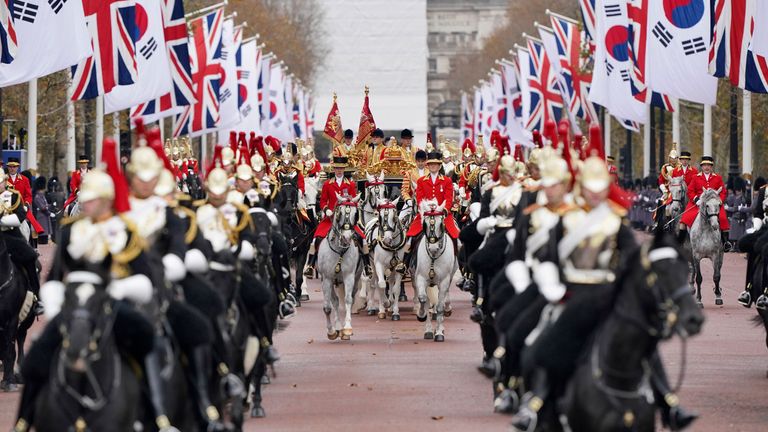 The British and South Korean flags lining The Mall for the military procession (Pic: Jonathan Brady/Pool Photo via AP)