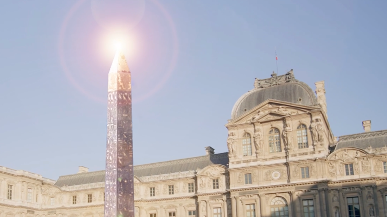 A Luxor Obelisk stands at the Louvre using augmented reality technology. Pic: Snap