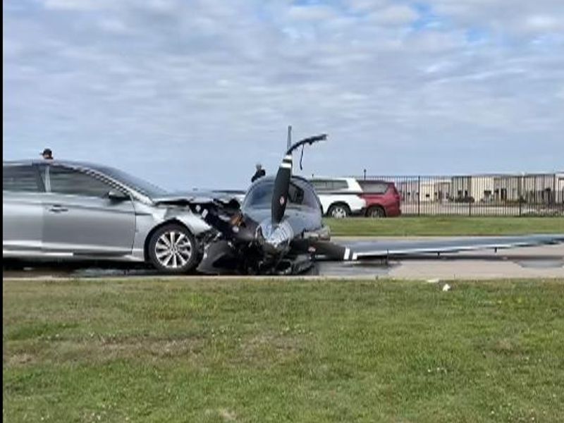 Plane crashes into a car in McKinney while attempting emergency landing