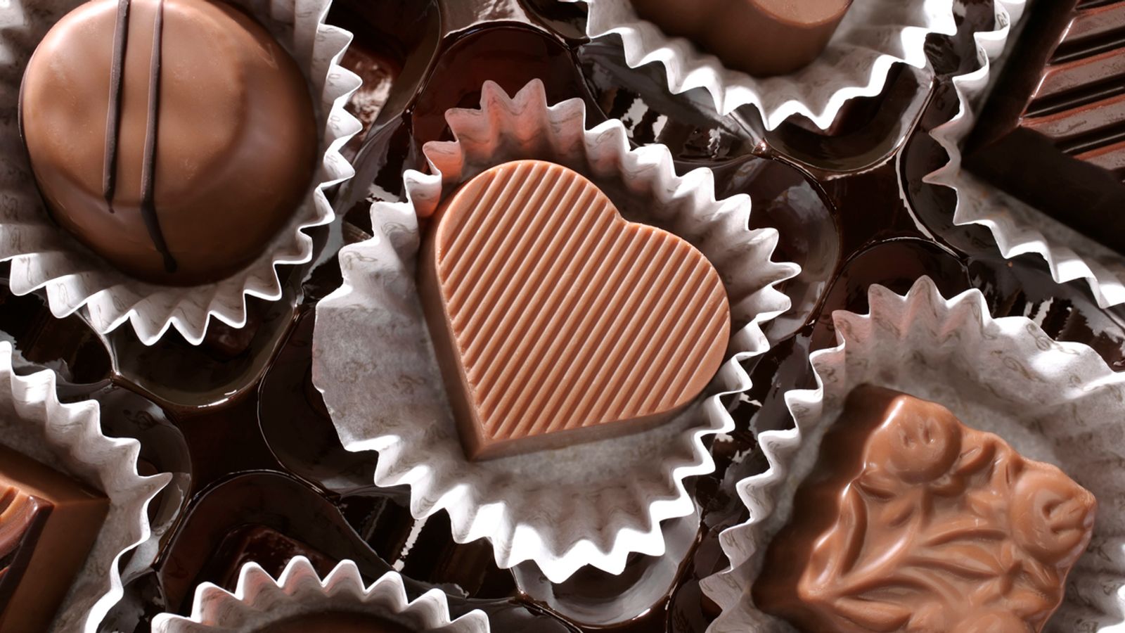 Кои празнични шоколадови бонбони са поскъпнали с повече от 60%?