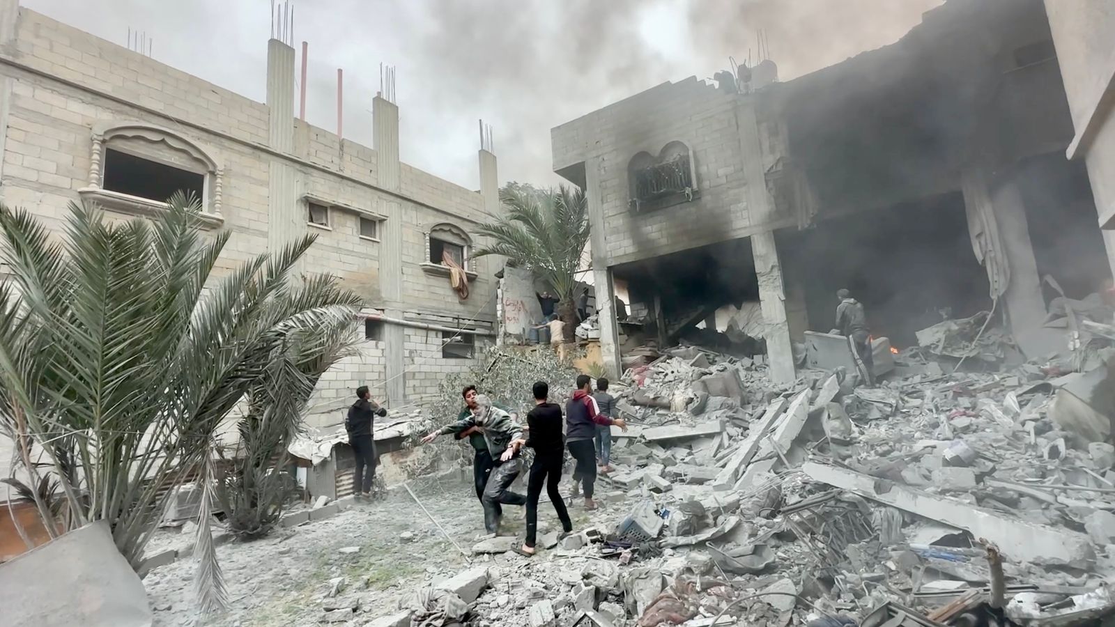Panic and heartbreak: The devastating effect of an airstrike in Gaza 
