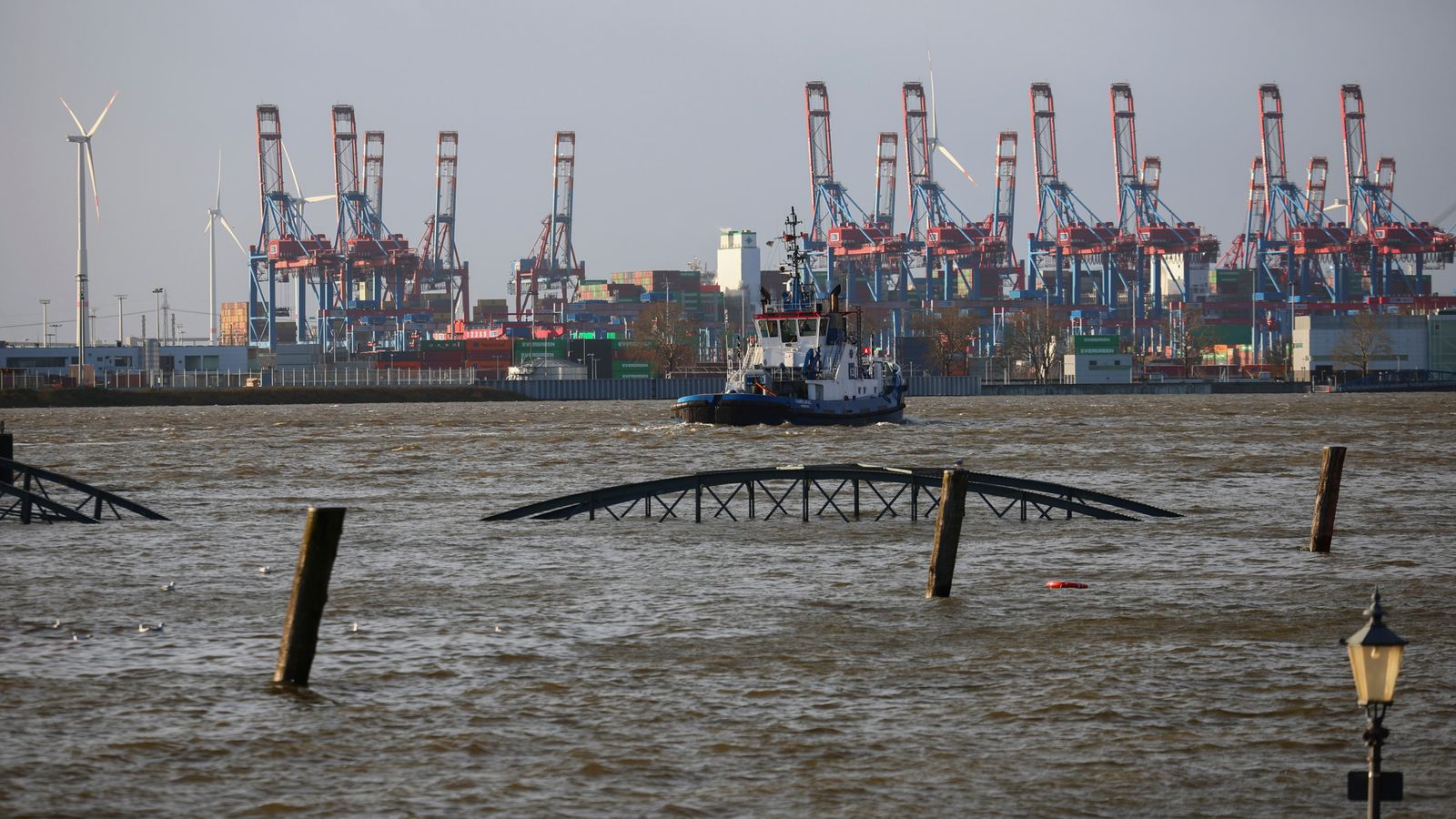 Hamburg Heavy rainfall floods streets as storm hits Germany World