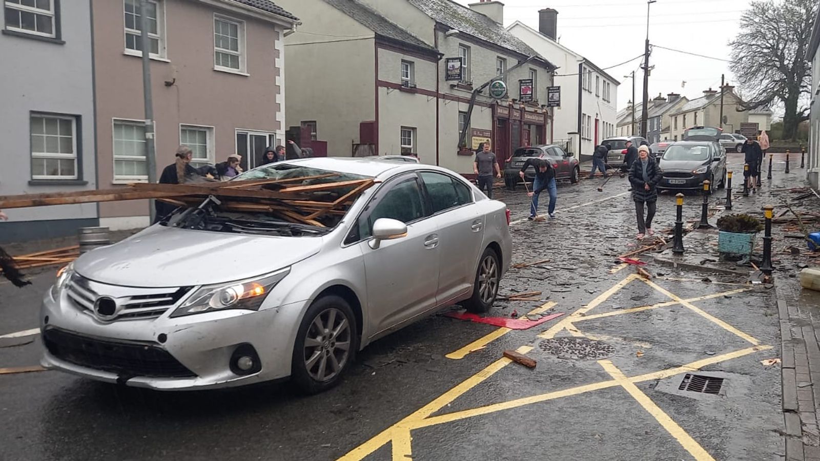Storm Fergus Police tell public to 'avoid area' after reports tornado