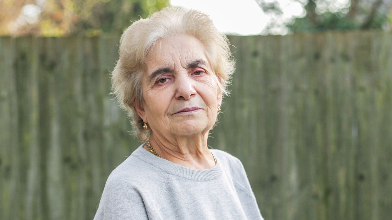 Италианската баба, която живее в Обединеното кралство от 42 години, каза да напусне от Home Office