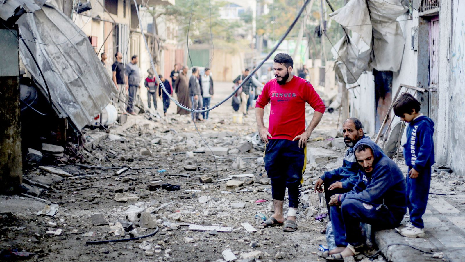 UN describes conditions in Gaza as 'apocalyptic' as fighting