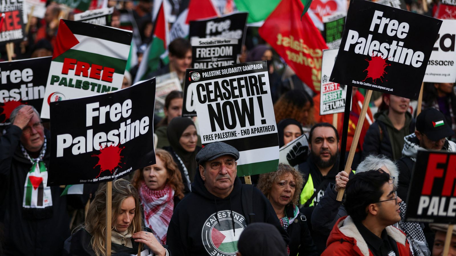 Israel-Hamas War: Thousands Of Pro-Palestinian Protesters March Through ...