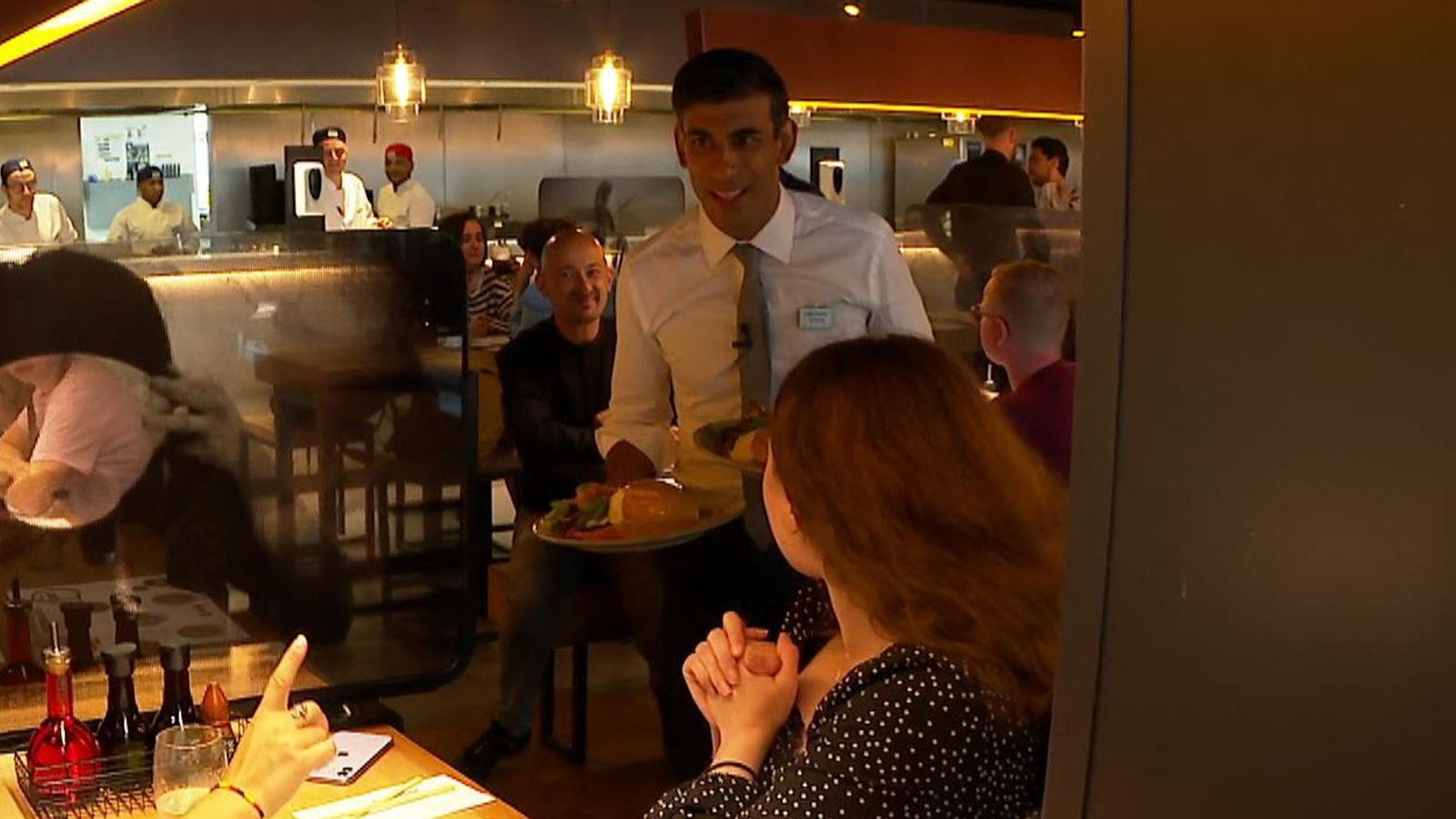 2020: Rishi Sunak serves wrong table as he launches Eat Out to Help Out ...