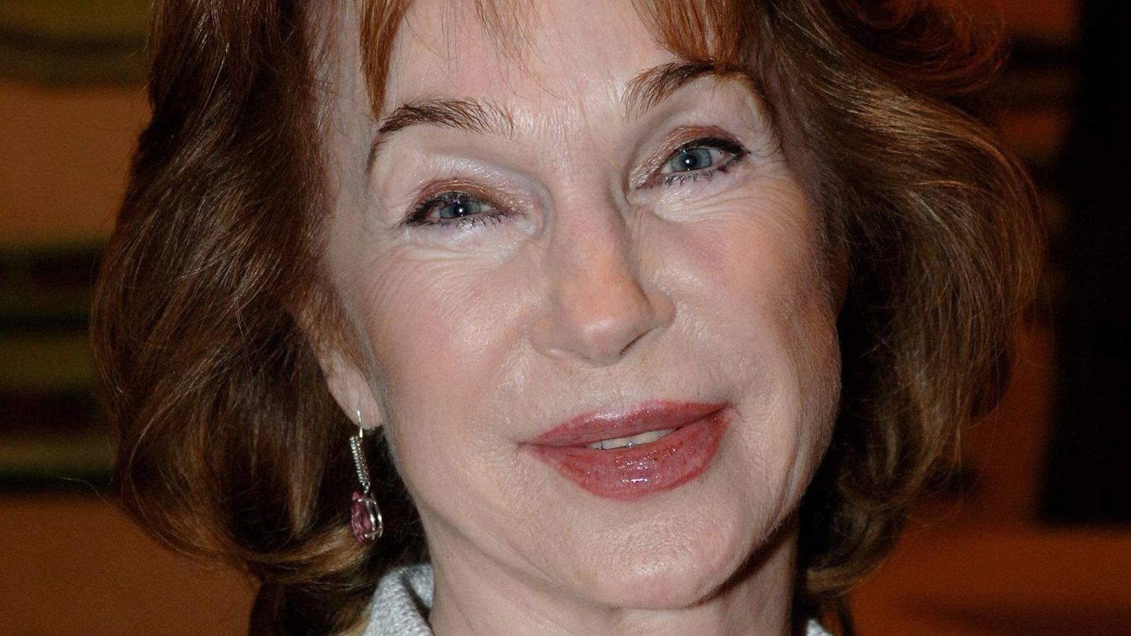 Shirley Anne Field: The Entertainer and Alfie actress dies aged 87
