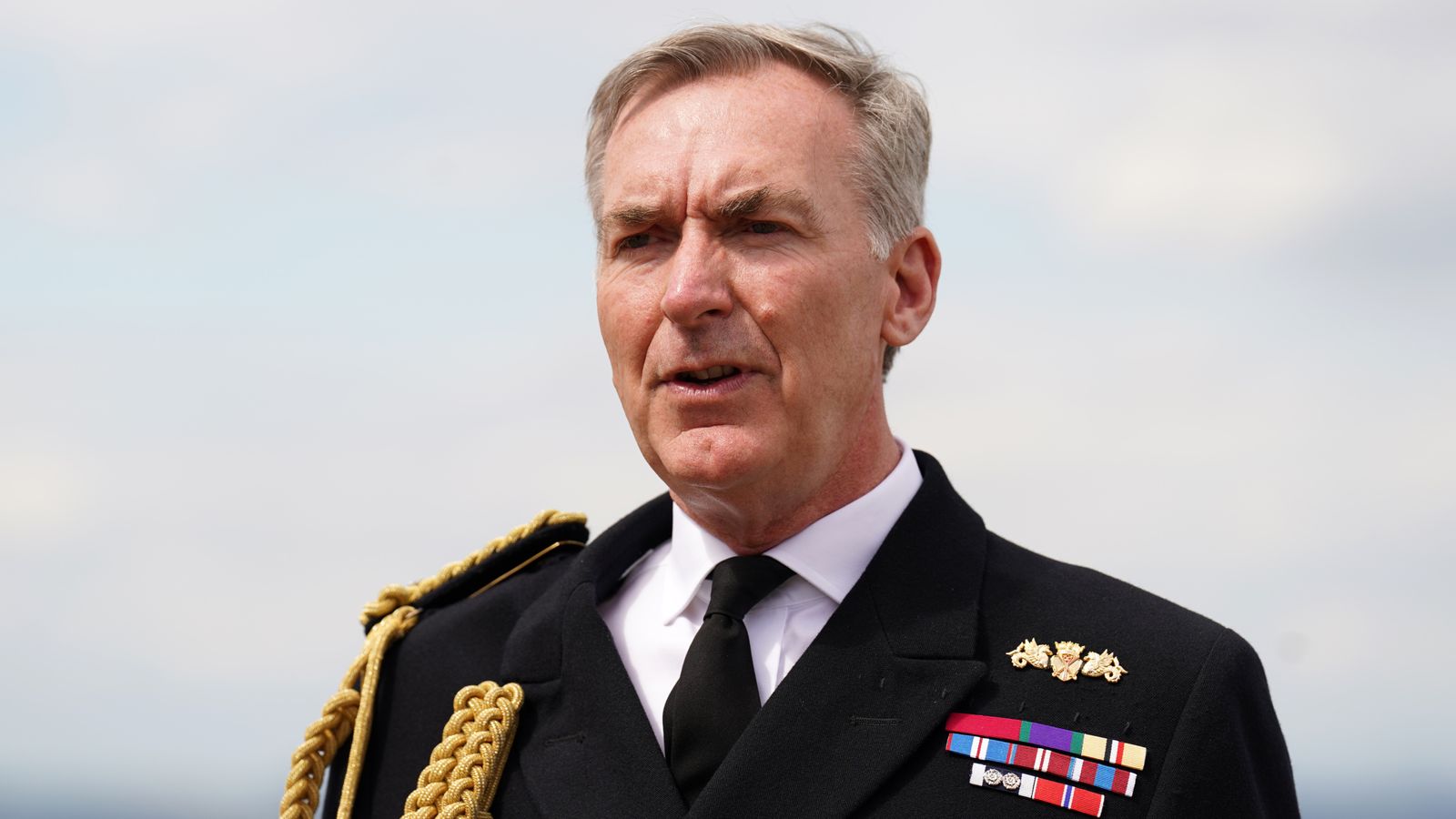 Военният началник на Обединеното кралство поставя под въпрос готовността на Великобритания за „изключително опасни времена“